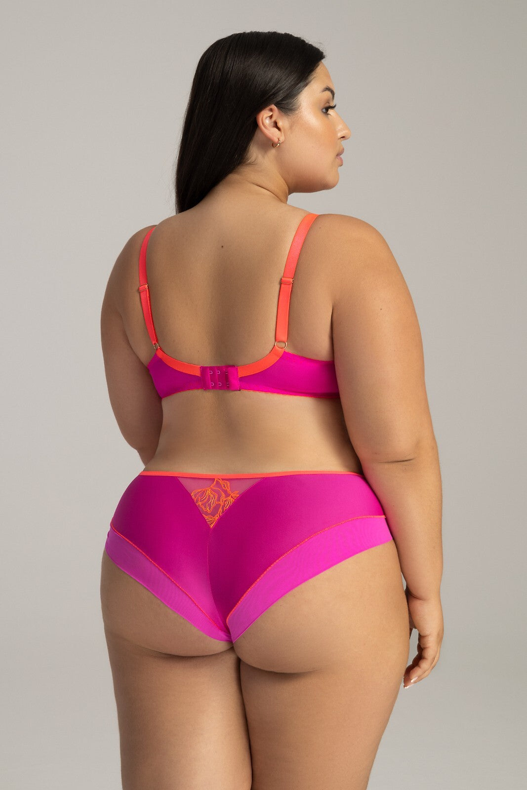 3-Biustonosz soft Ava 2162 glowing-3