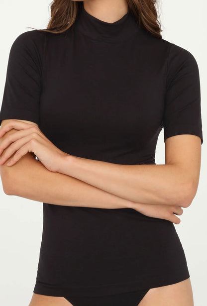 T-shirt a maniche corte realizzata in morbida microfibra - Bodywear - Lullaby Lingerie