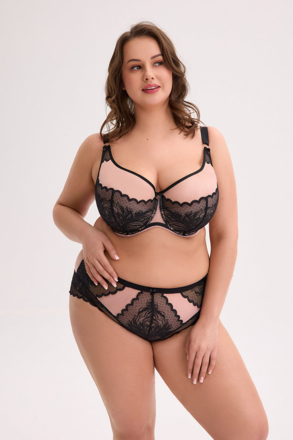 Amara elara | reggiseno semi soft nero e rosa con pizzo