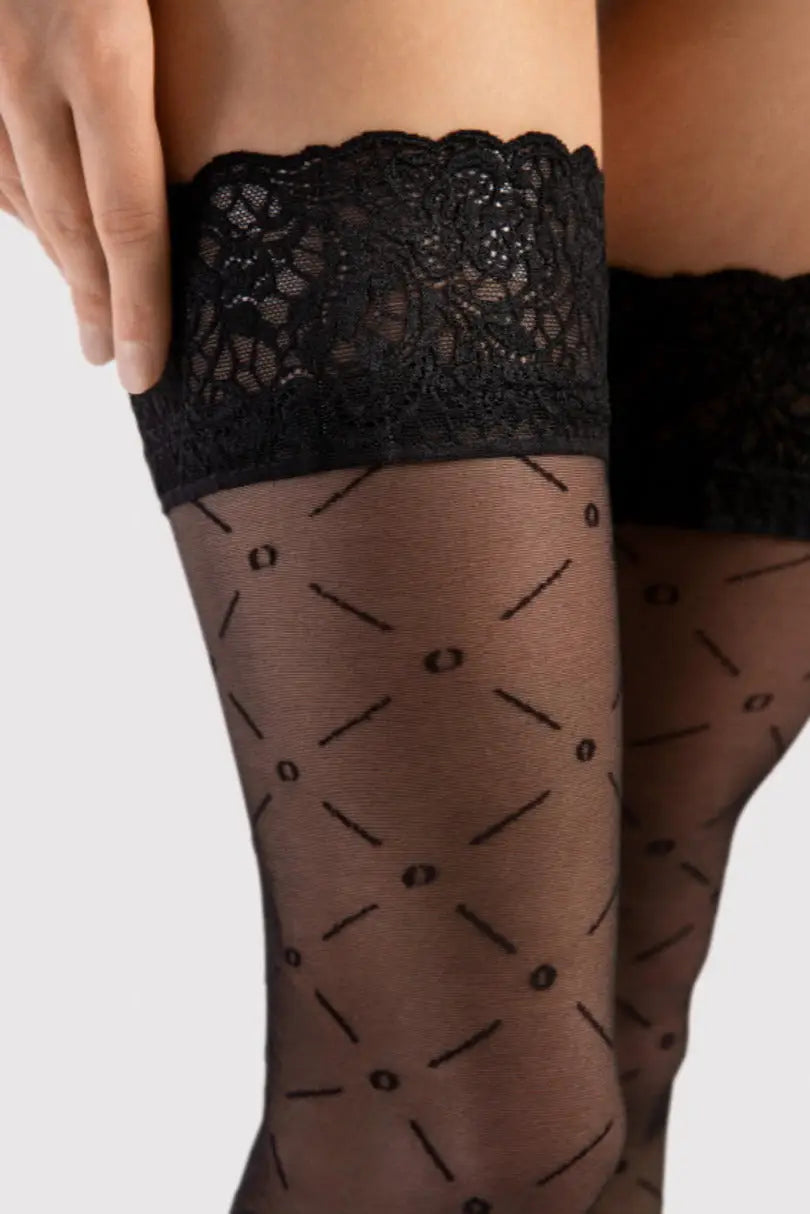 Autoreggenti a fantasia geometrica con pizzo ’effetto