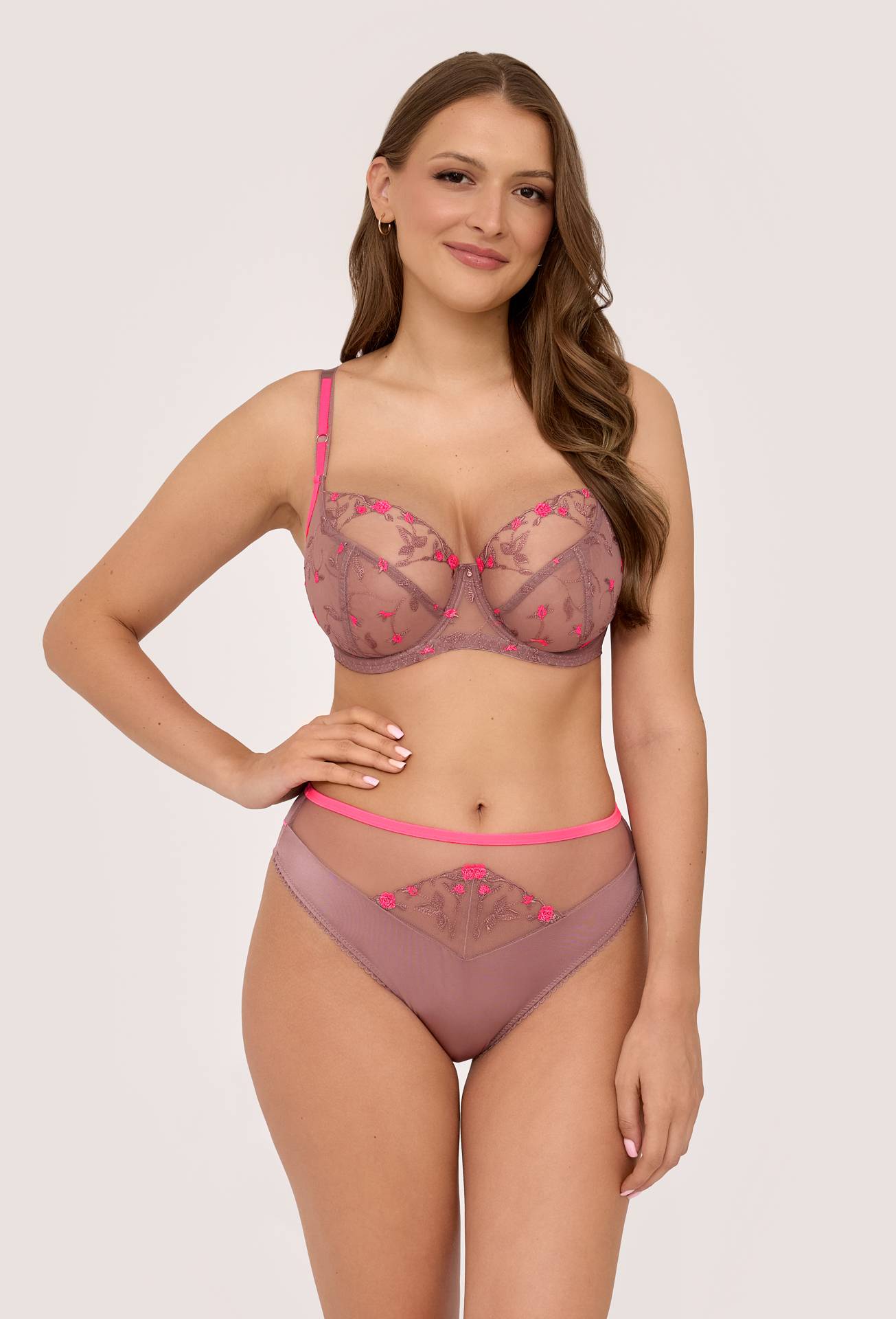 Reggiseno Soft a Balconcino con Ricamo Floreale (Mocha Rose)