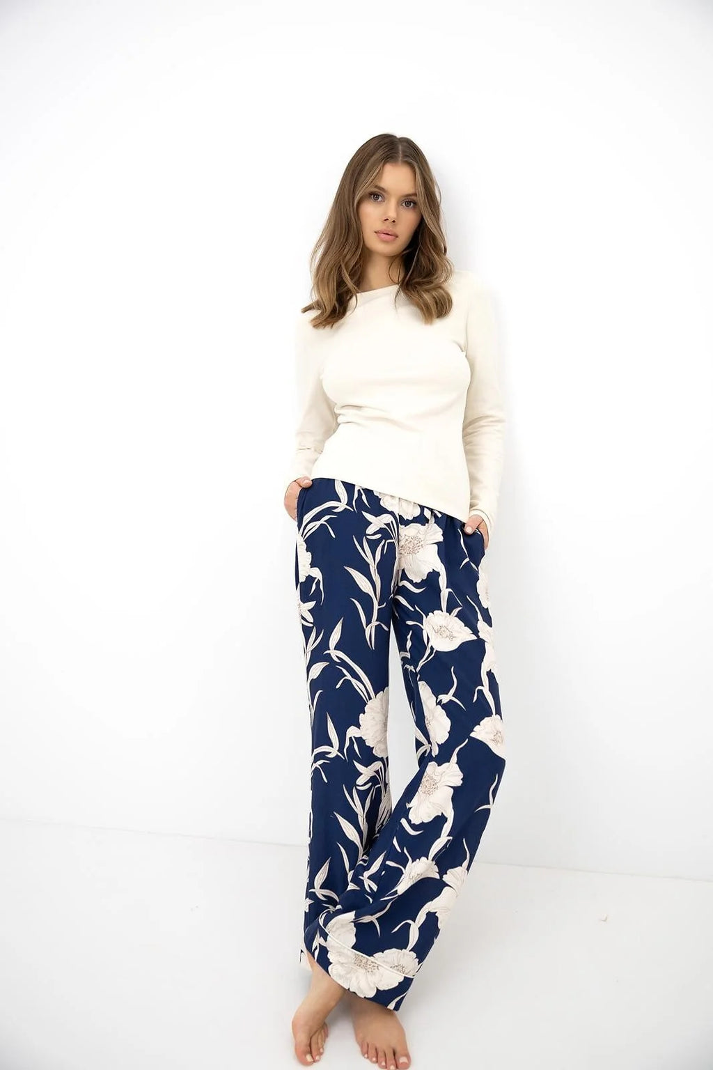 Azelia - pigiama lungo da donna con maglia in cotone