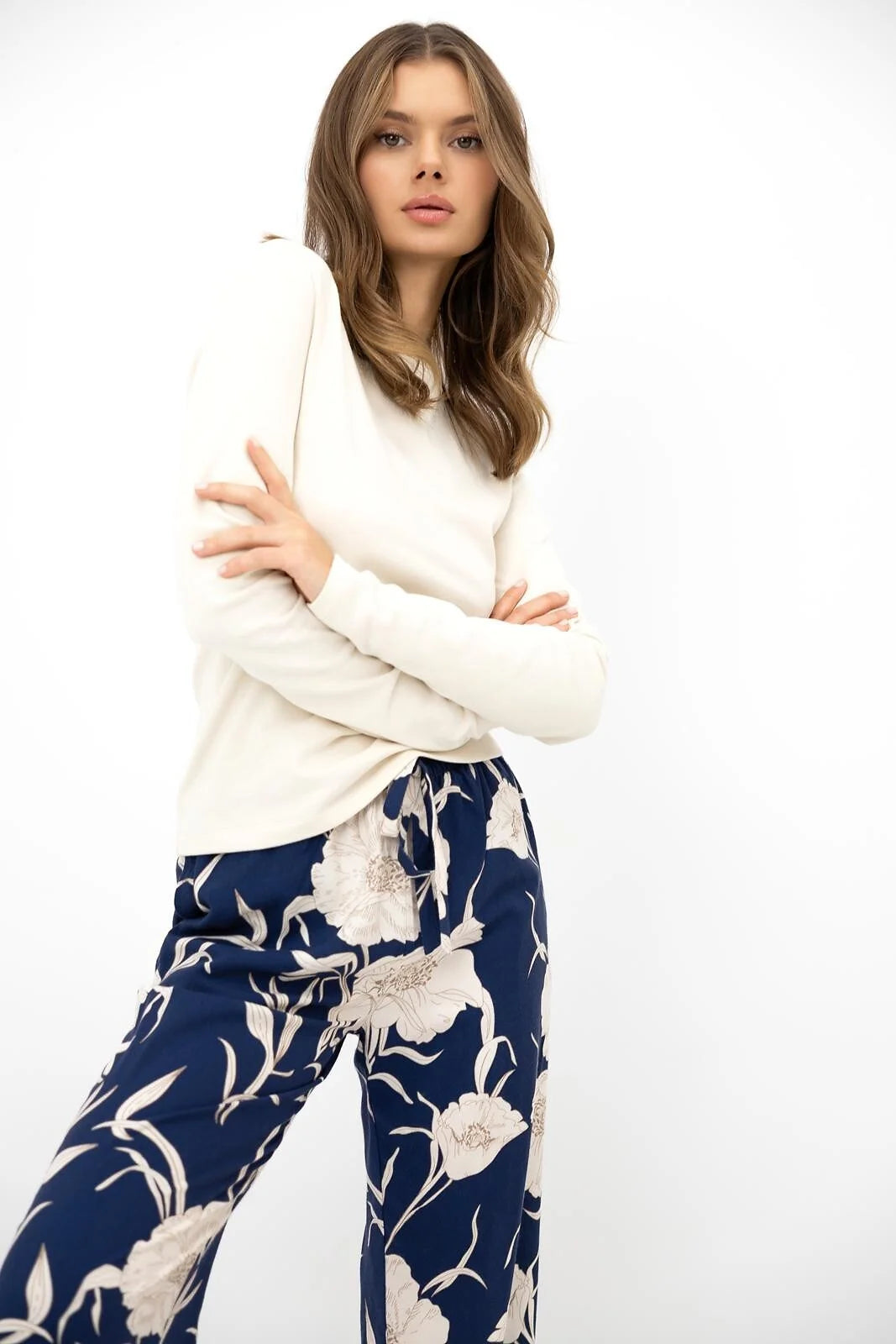 Azelia - pigiama lungo da donna con maglia in cotone