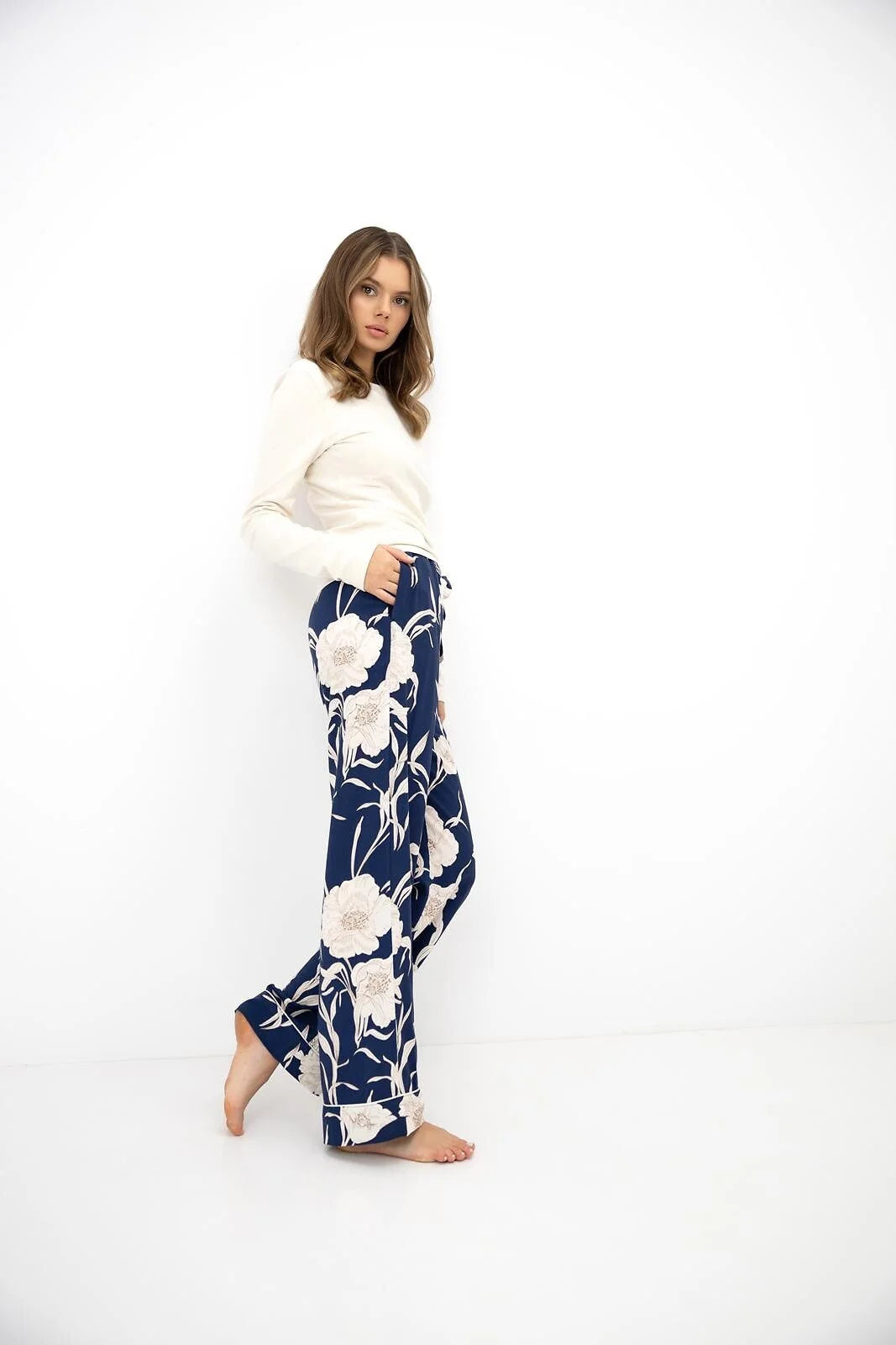 Azelia - pigiama lungo da donna con maglia in cotone