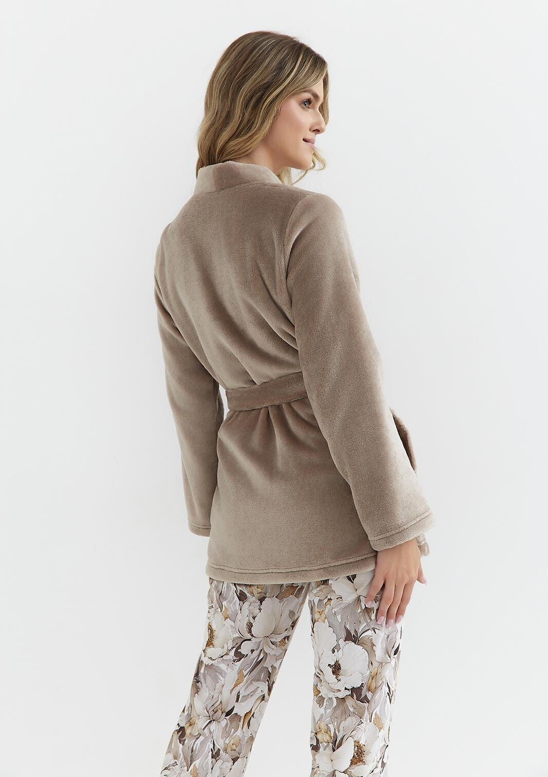 Calda vestaglia corta da donna camelia 140