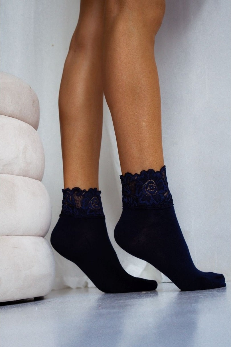 Calzini da donna con pizzo in cotone elasticizzato - 1061