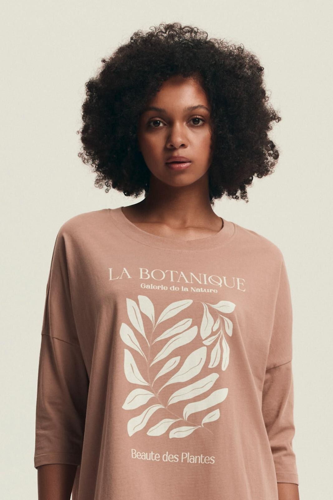 Camicia da notte da donna in morbido cotone naturale dextra