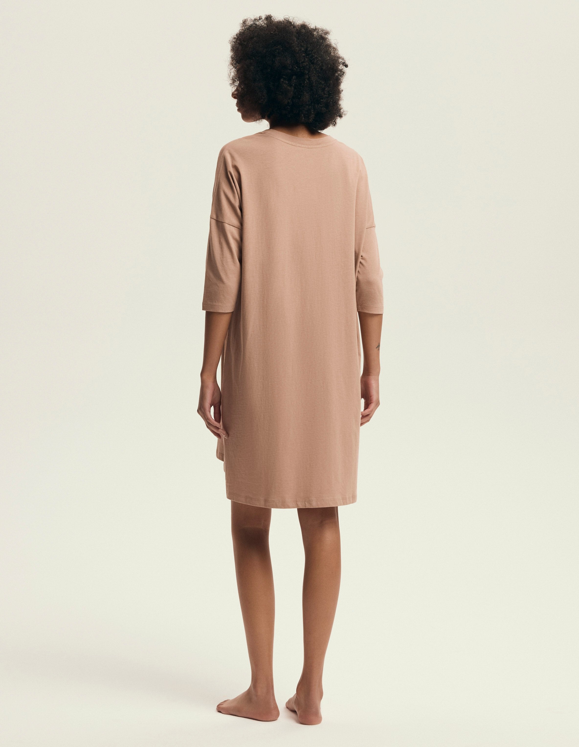 Camicia da notte da donna in morbido cotone naturale