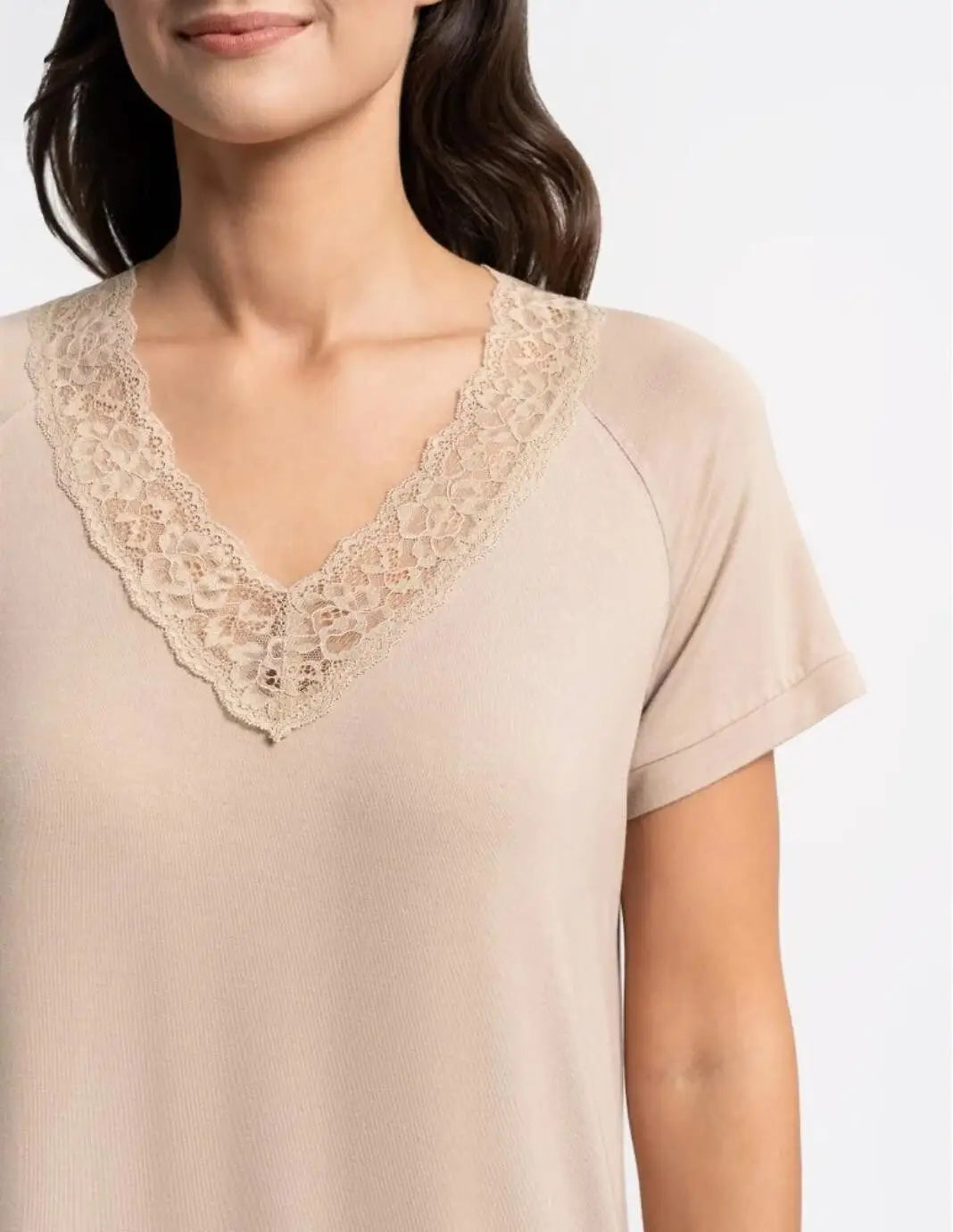 Camicia da notte silk-touch – viscosa di bambù e scollo