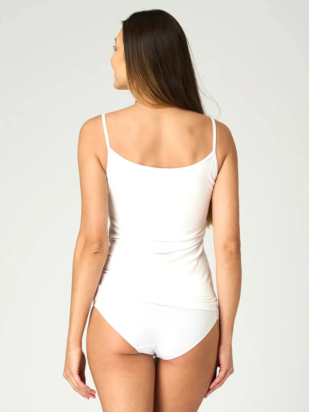 Canotta bamboo soft – tessuto naturale e taglio stretch