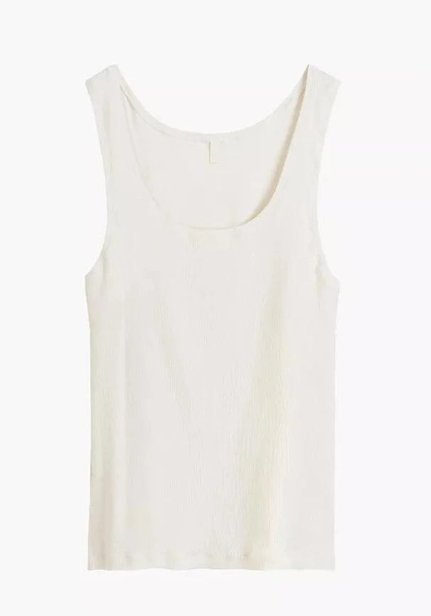 Canotta essential rib – eleganza quotidiana in cotone