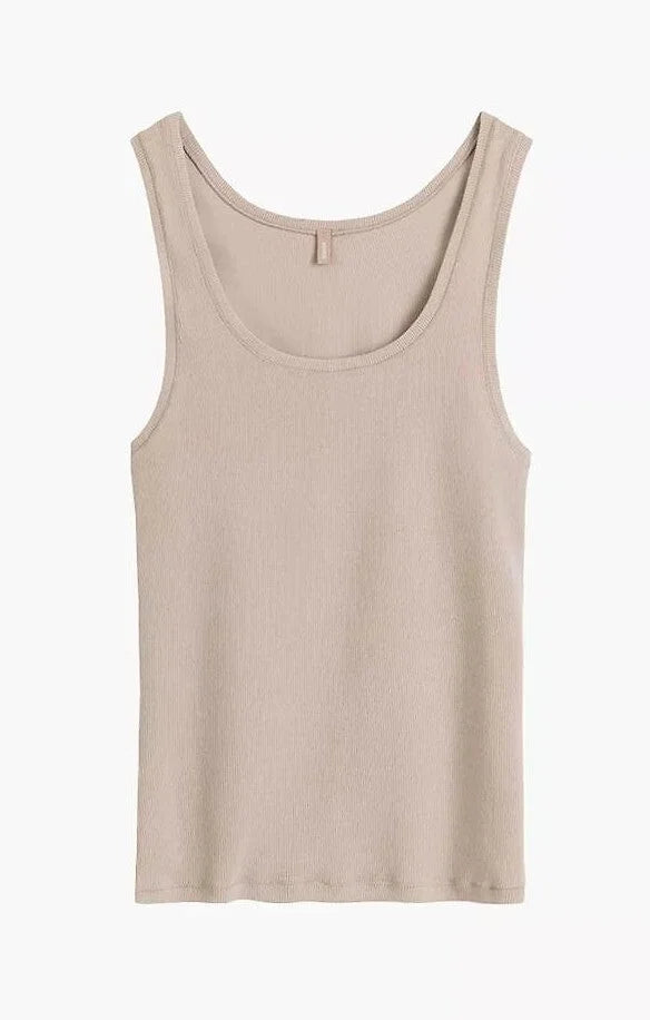 Canotta essential rib – eleganza quotidiana in cotone