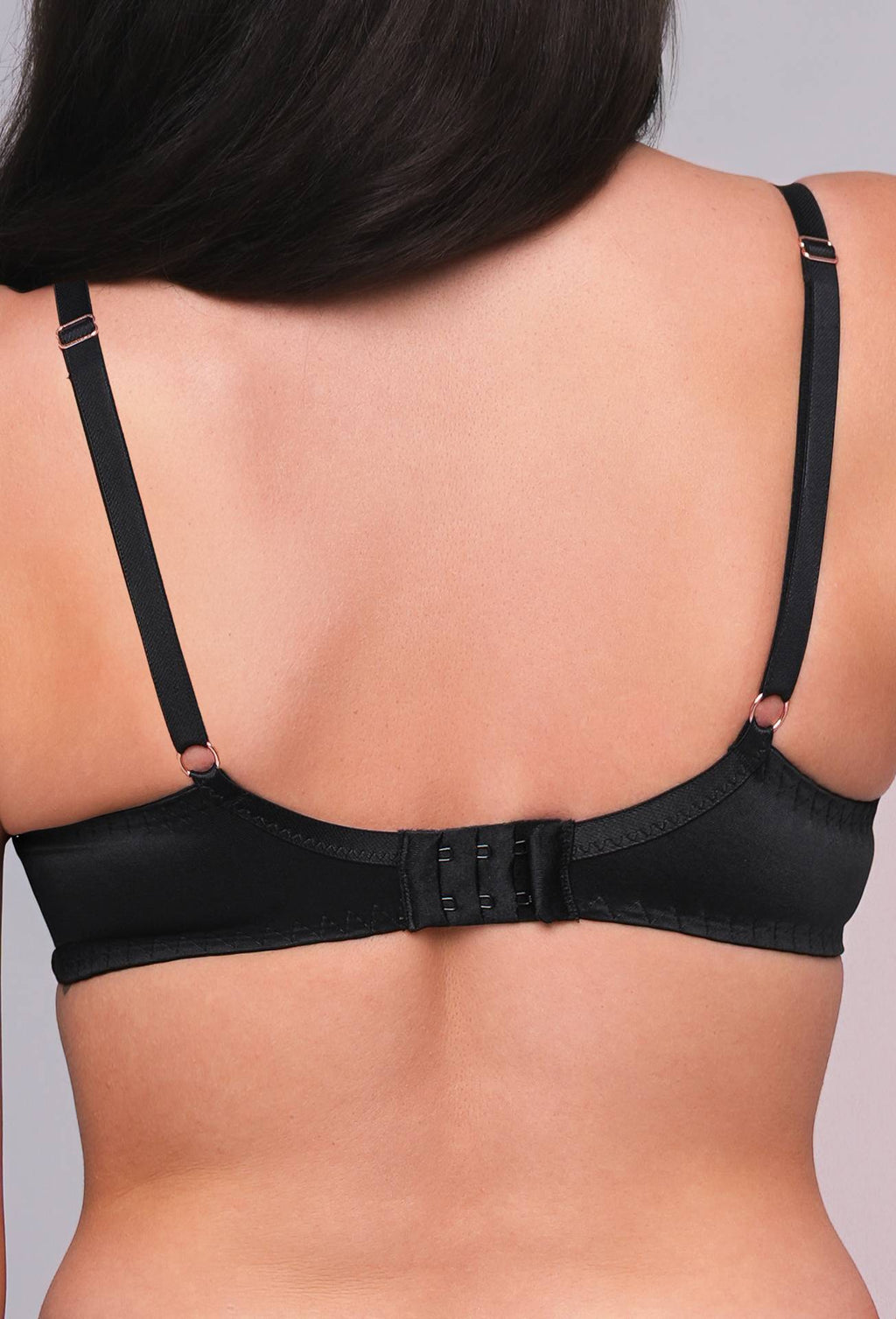 Gloria | reggiseno sfoderato in pizzo nero su tulle nudo