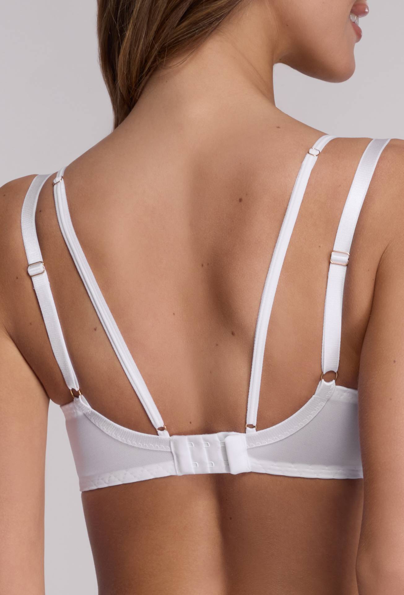 Irina | reggiseno senza imbottitura con doppio spallino