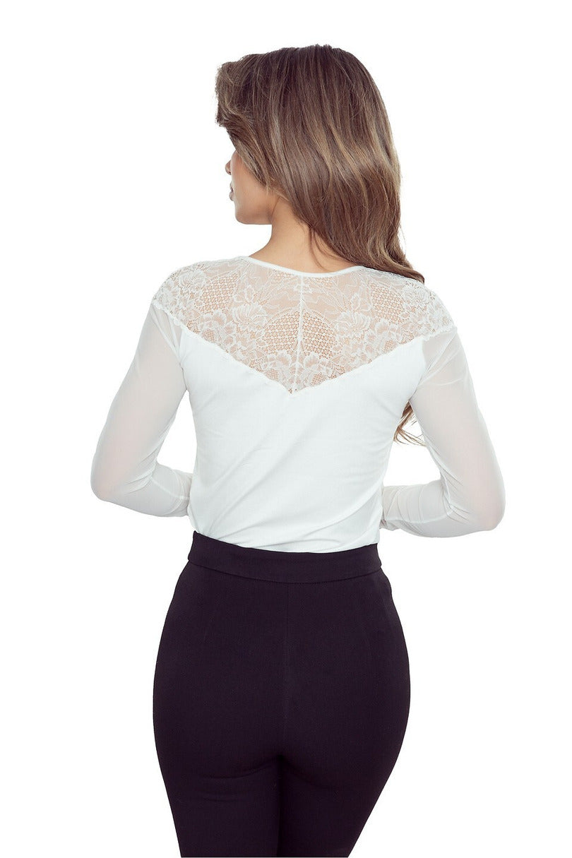 Maglia elegante in viscosa con pizzo e maniche in tulle