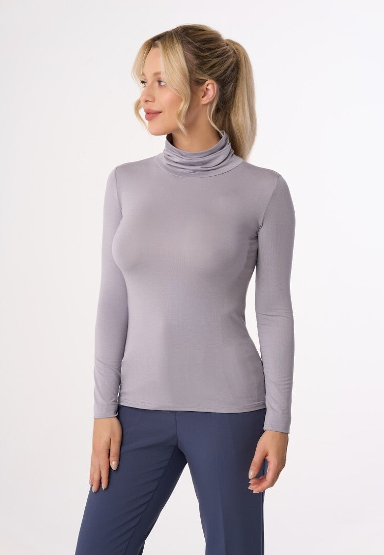 Maglia sottogiacca con collo lato in modal e cotone