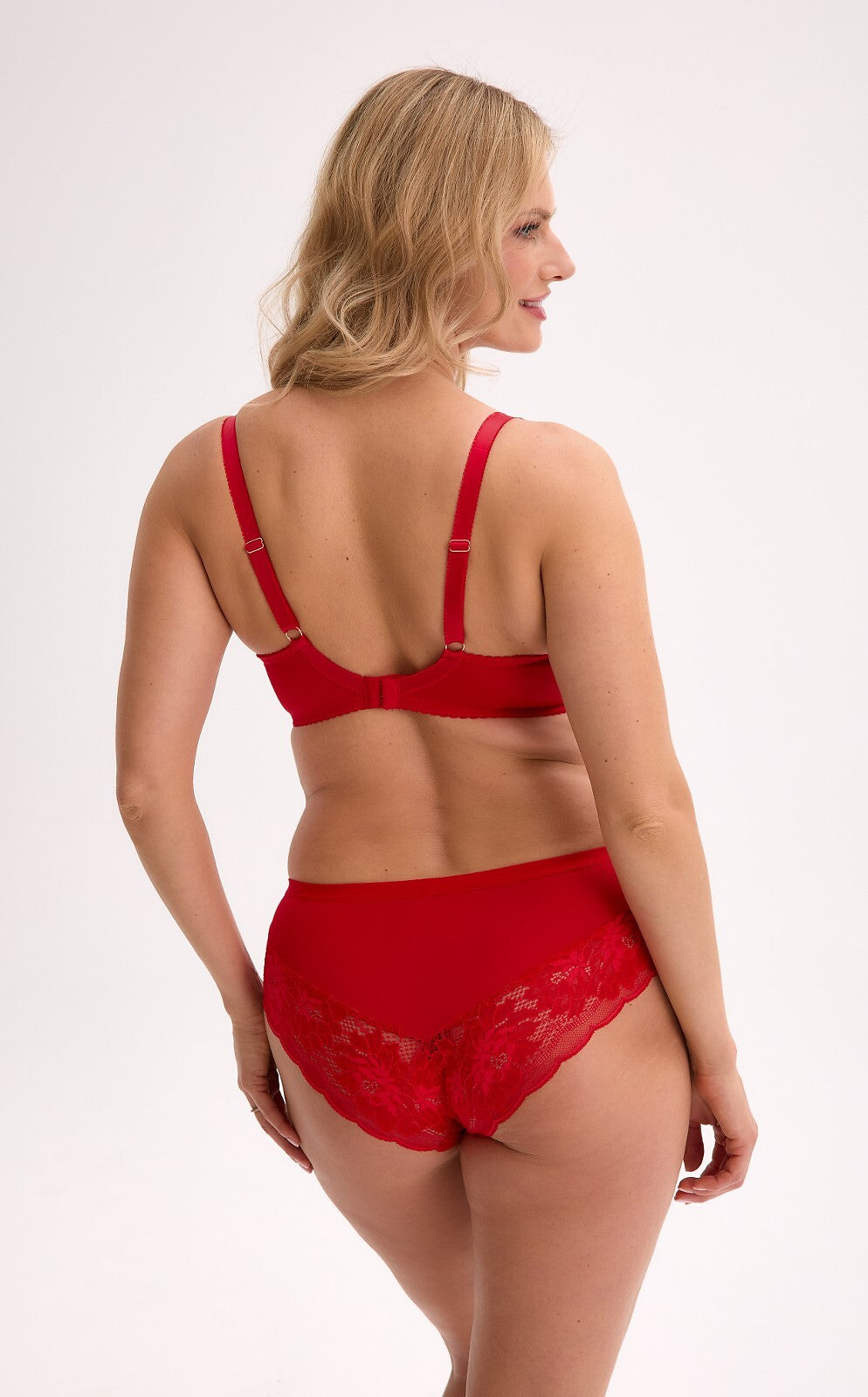 Mirella | reggiseno semi soft essenziale con ferretto