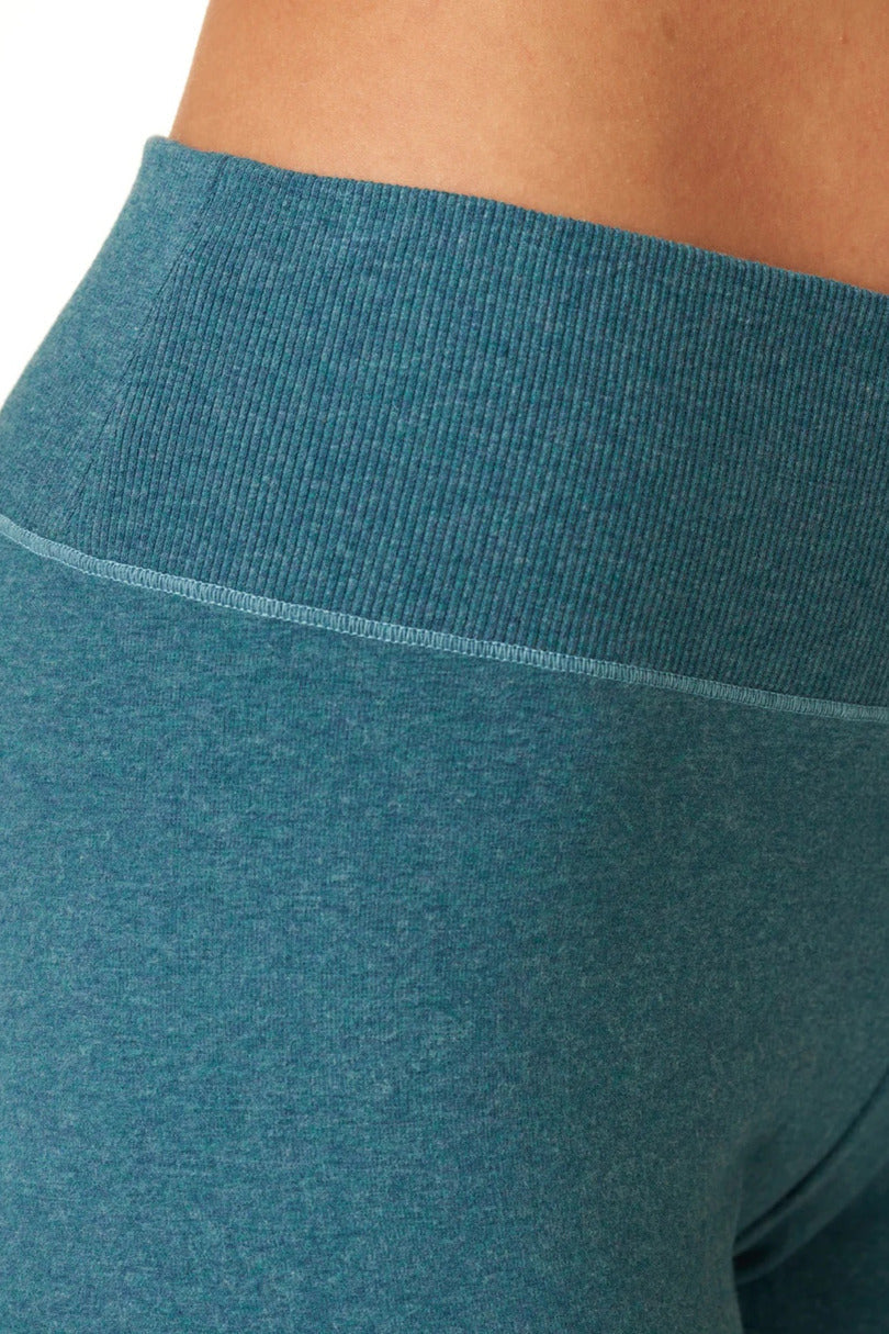 Pantaloncini donna a gamba lunga in cotone elasticizzato