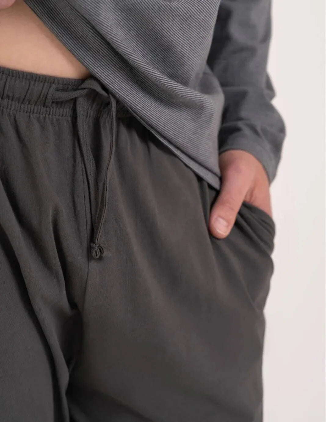(pdm4600-021) pigiama da uomo in cotone con maglia a righe