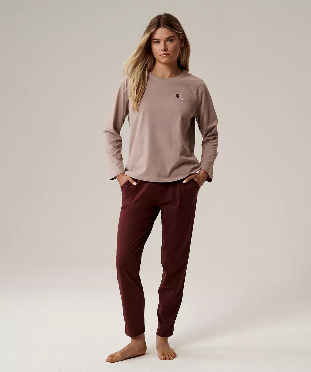 Pigiama classico da donna in cotone con ricamo - nlp-498