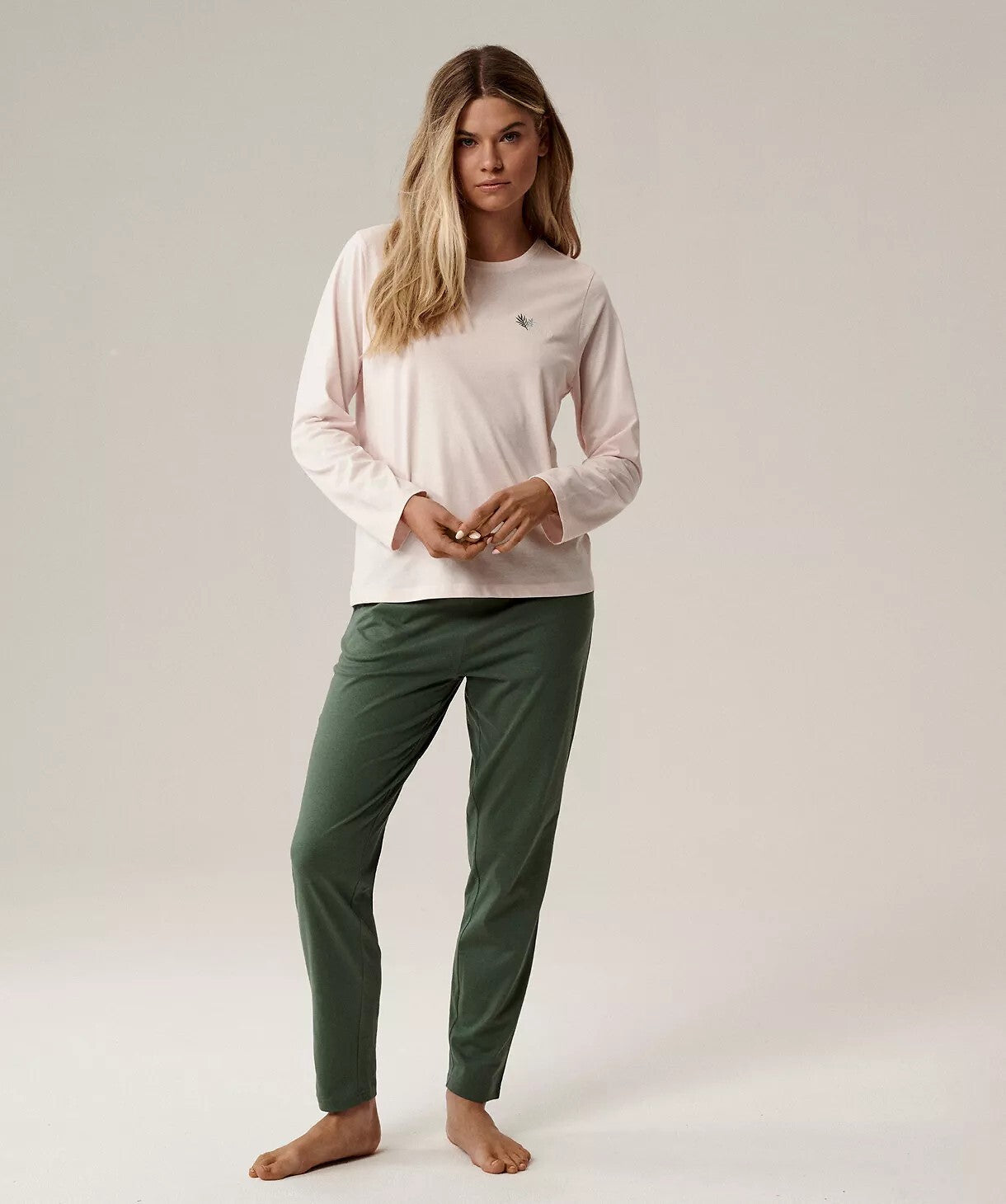 Pigiama classico da donna in cotone con ricamo - nlp-498