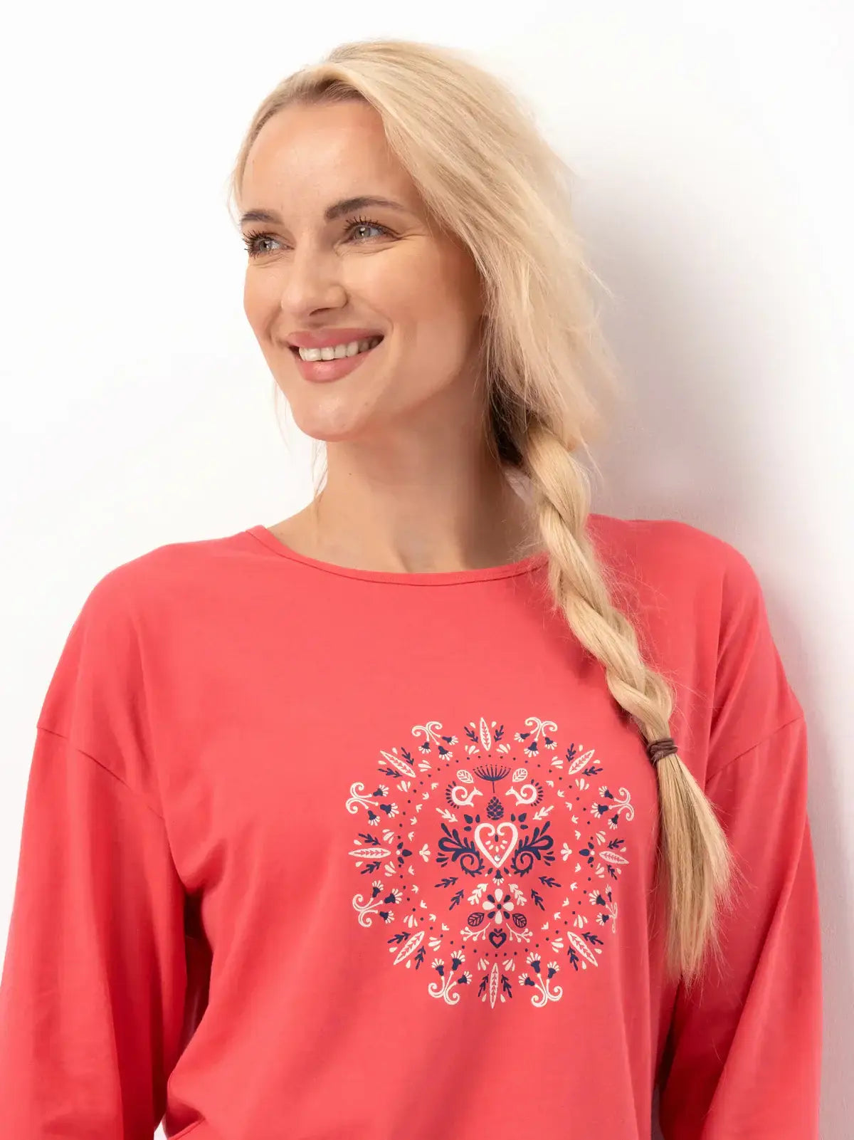 Pigiama donna in cotone elasticizzato con taglio moderno