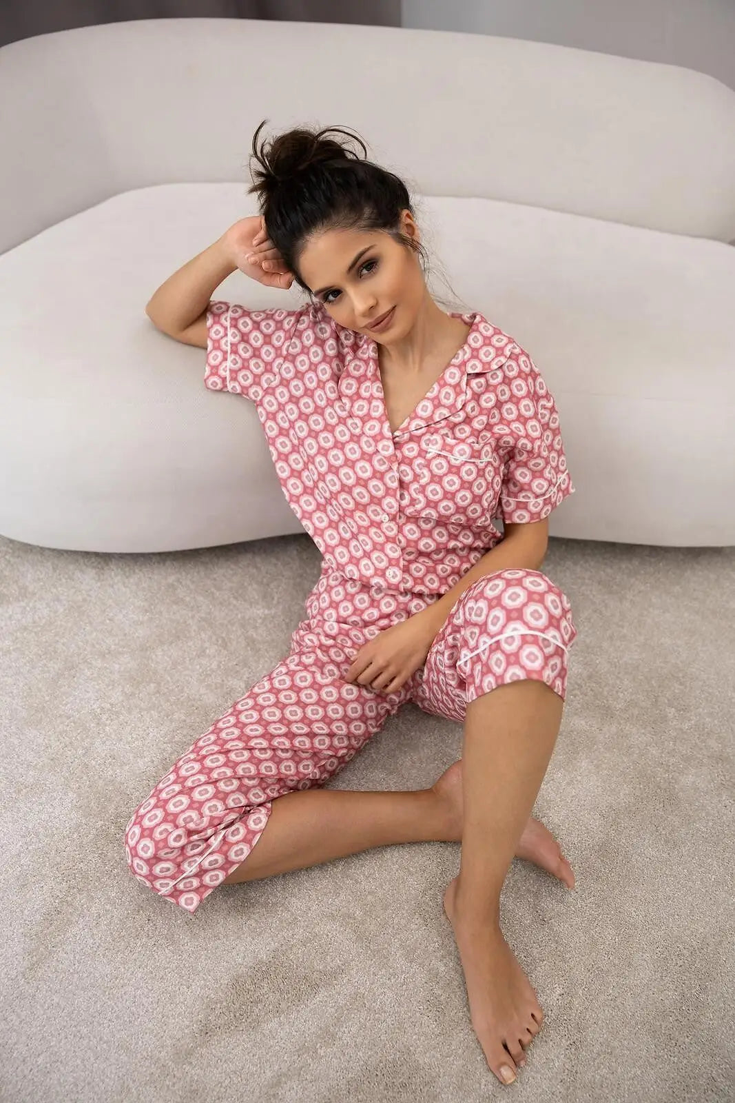 Pigiama da donna realizzato in viscosa di alta qualità