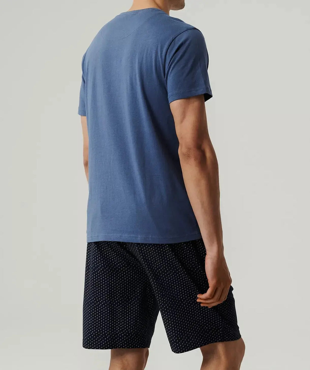 Pigiama estivo da uomo – comfort e freschezza per le notti