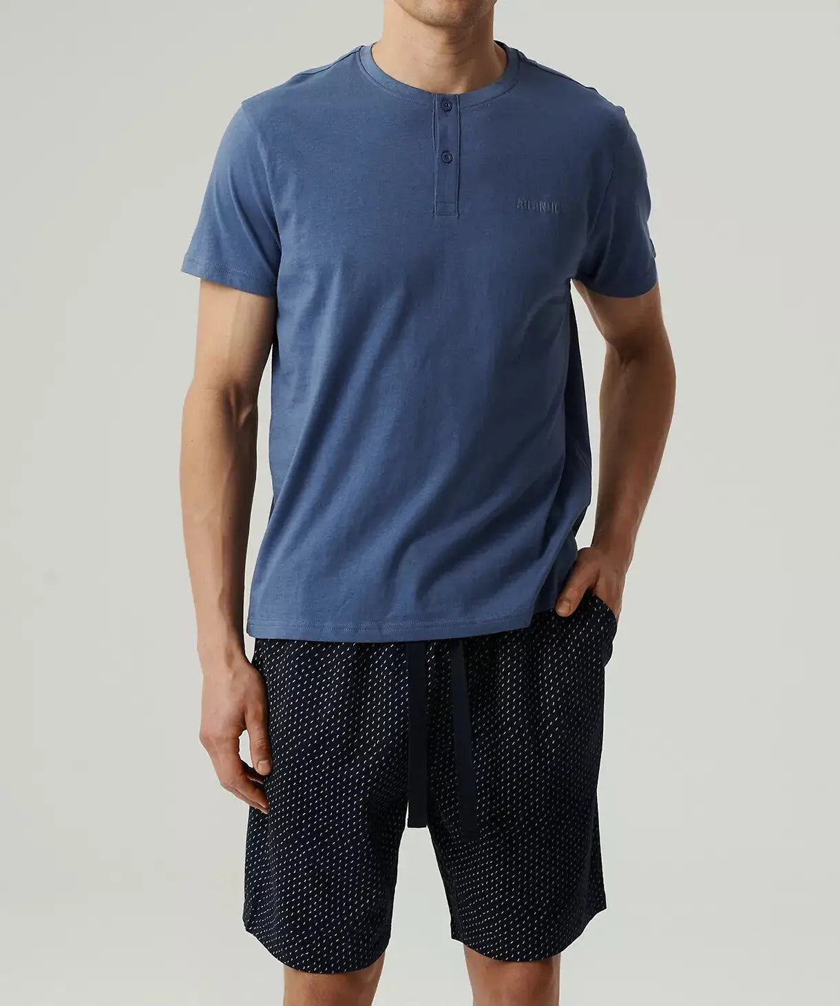 Pigiama estivo da uomo – comfort e freschezza per le notti