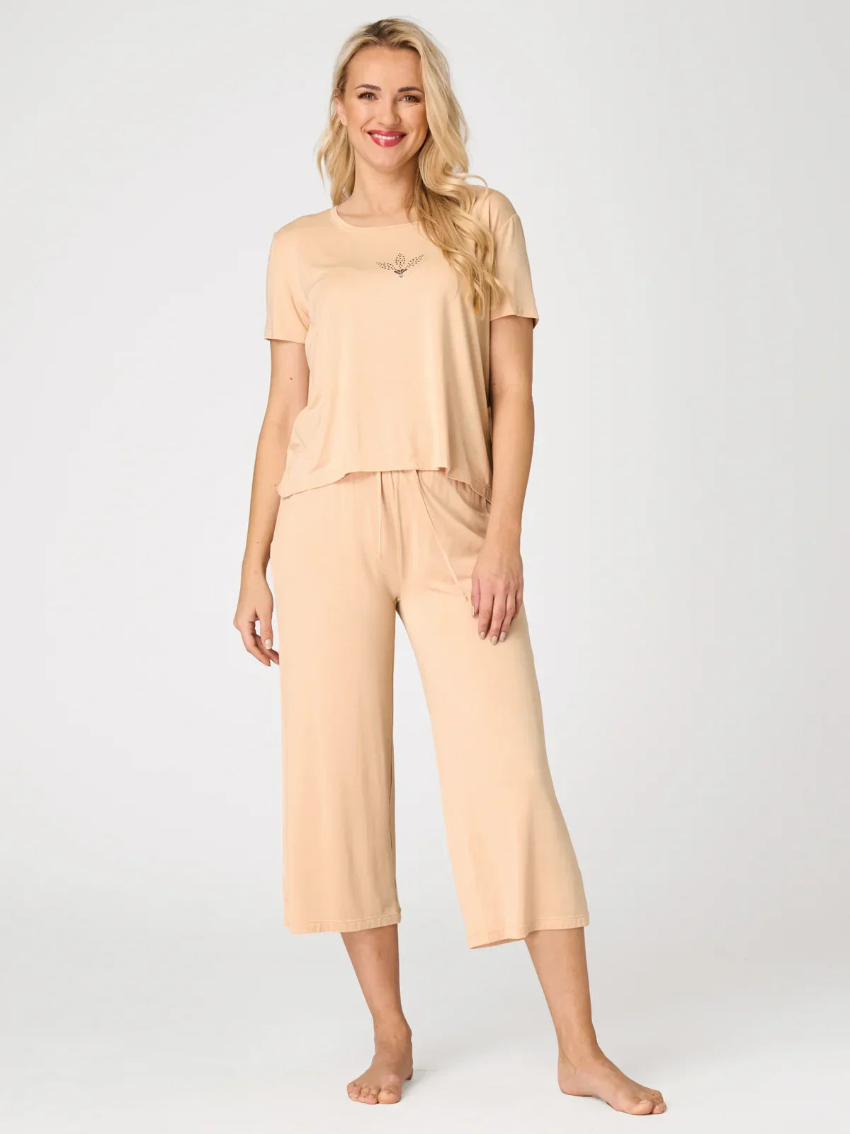 Pigiama in modal beige crema con dettagli etno-chic (ofelia