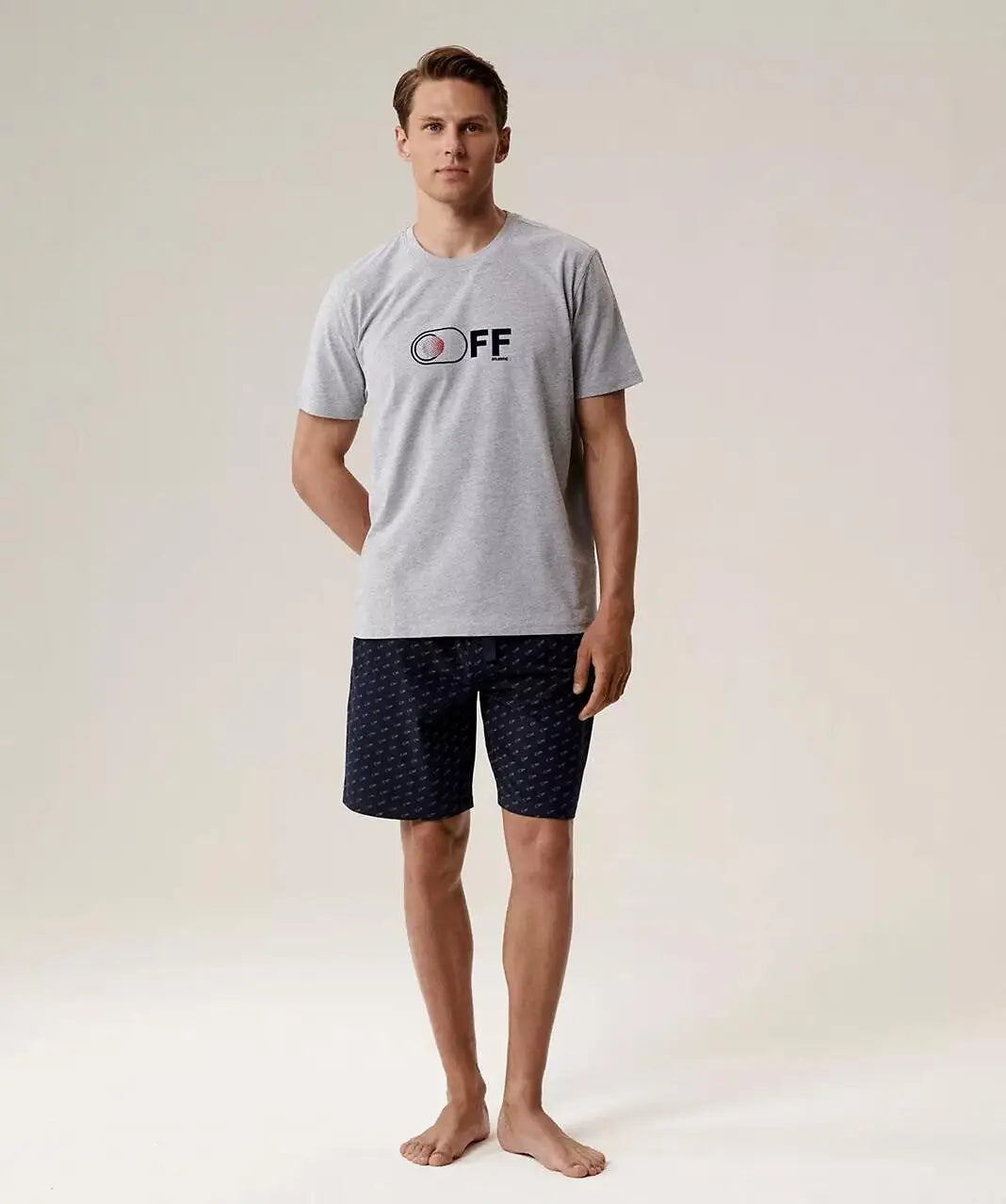 Pigiama uomo classico realizzato in morbida maglia effetto