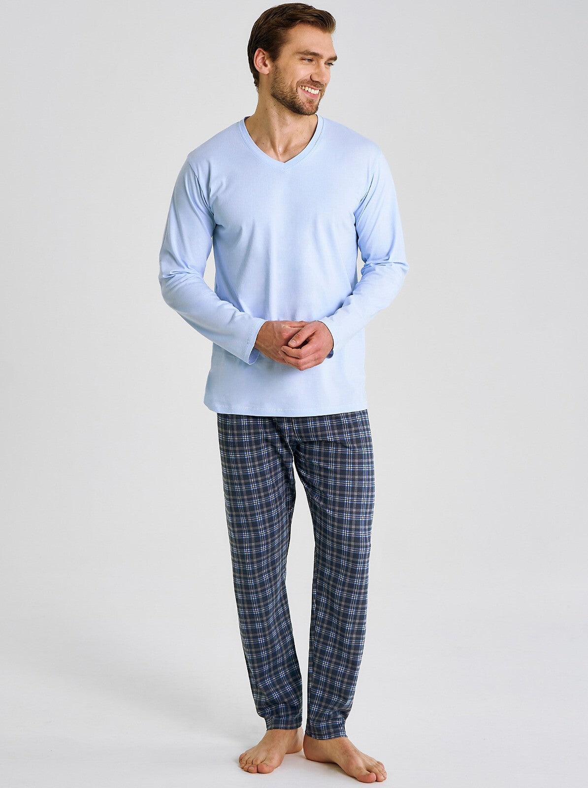 Pigiama uomo in cotone – stile classico e comfort totale