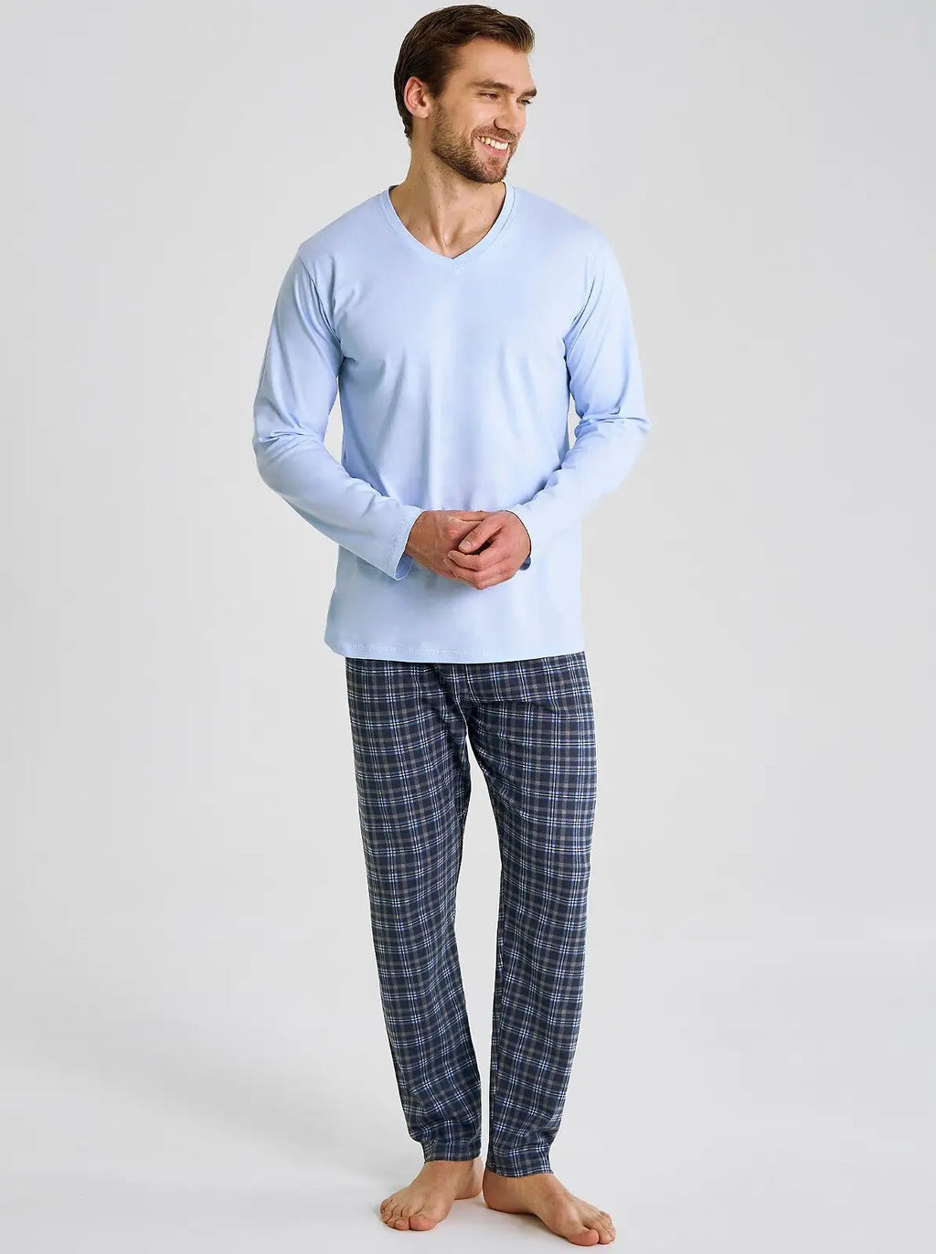 Pigiama uomo in cotone – stile classico e comfort totale