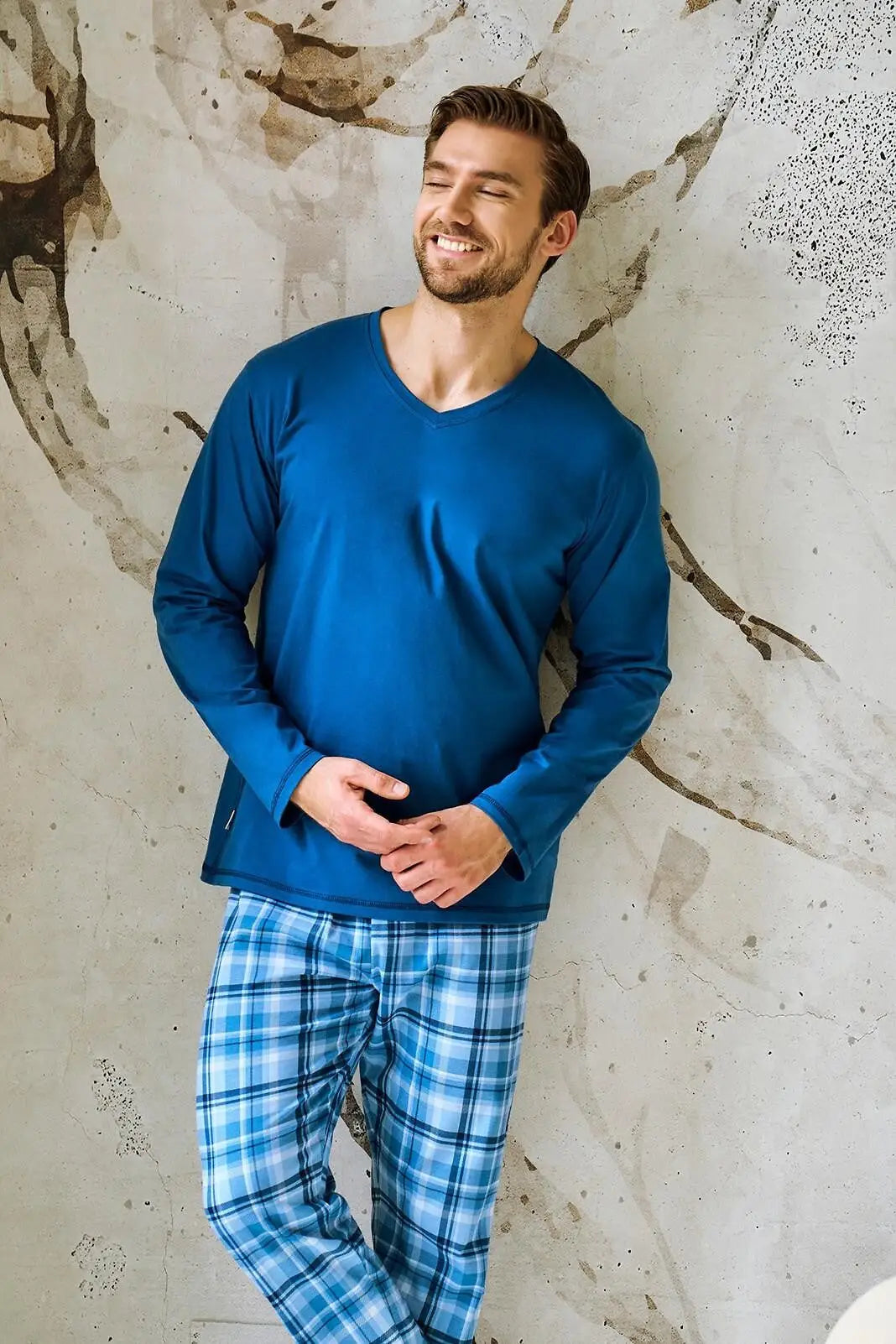 Pigiama uomo in cotone – stile classico e comfort totale