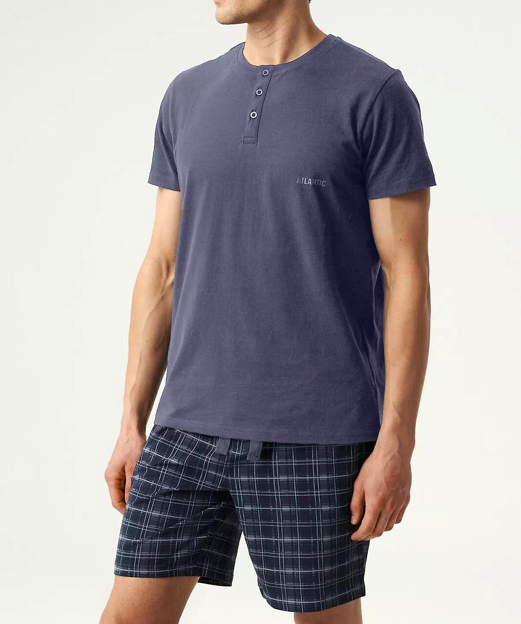 Pigiama da uomo realizzato in cotone di alta qualità