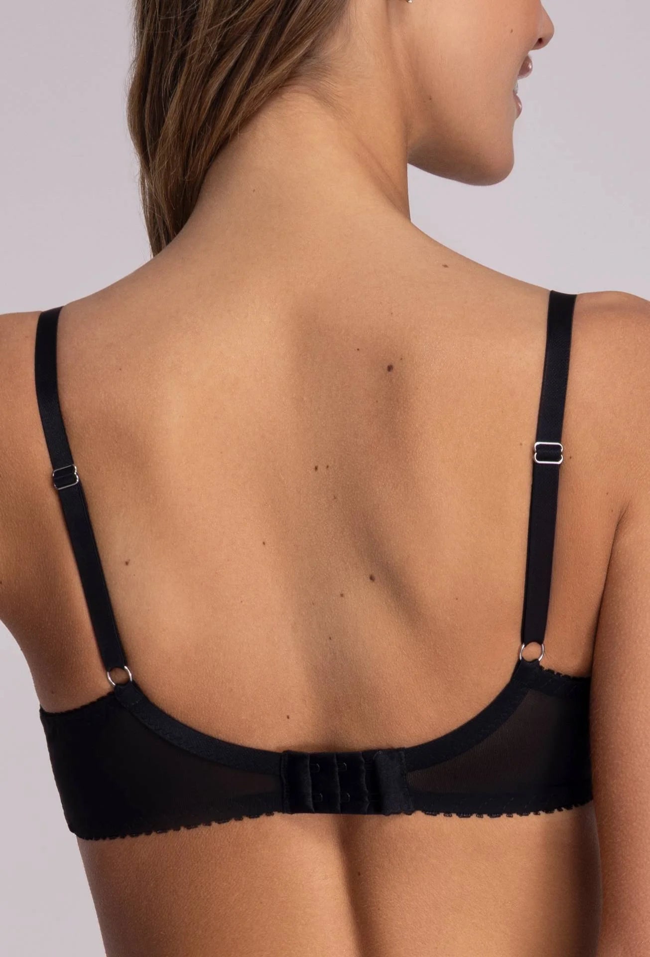 Reggiseno full cup in coppe differenziate - odette - nero