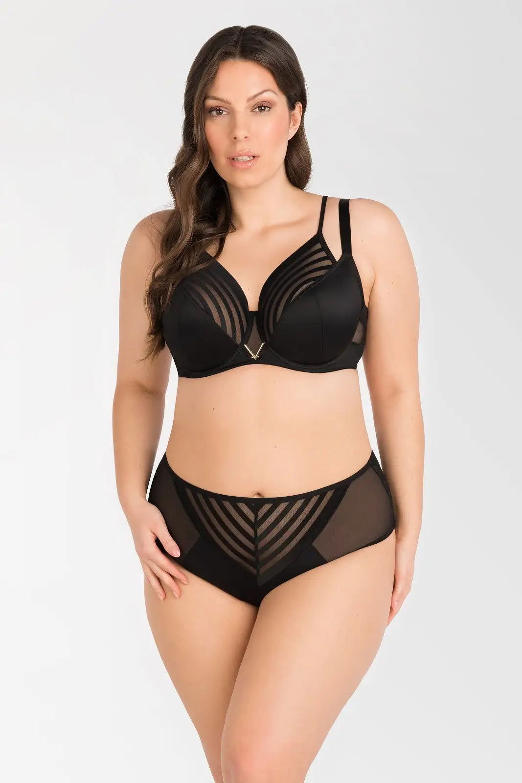 Reggiseno soft con ferretto yoko nero coppe differenziate