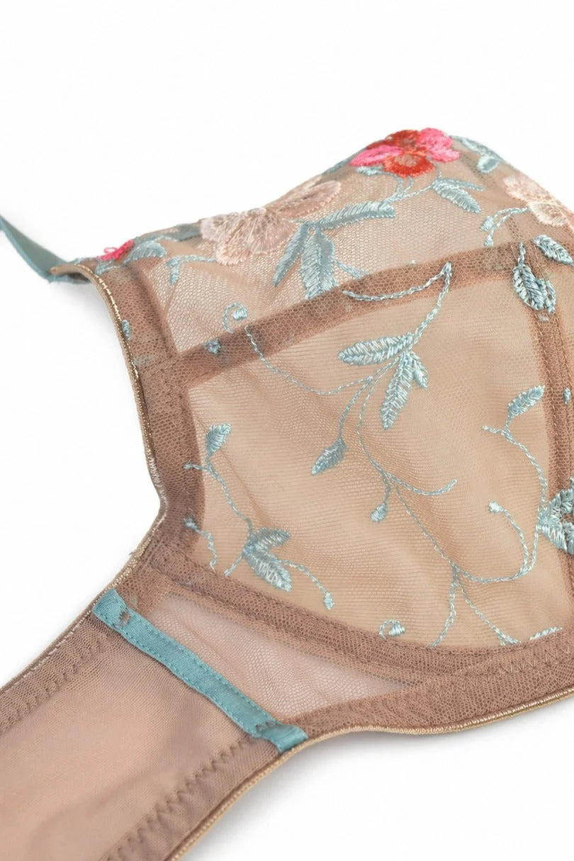 Reggiseno soft in pizzo – eleganza e sostegno per grandi