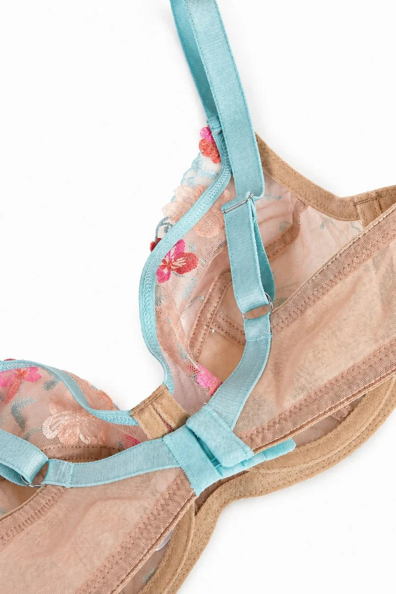 Reggiseno soft in pizzo – eleganza e sostegno per grandi