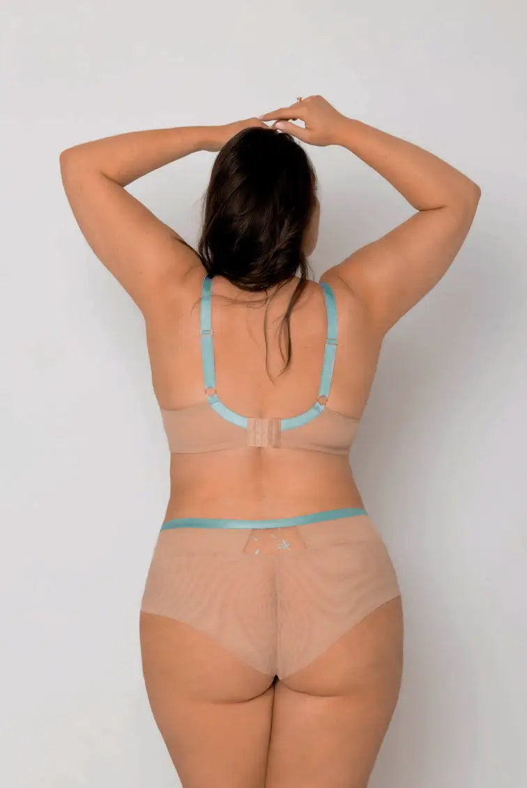Reggiseno soft in pizzo – eleganza e sostegno per grandi