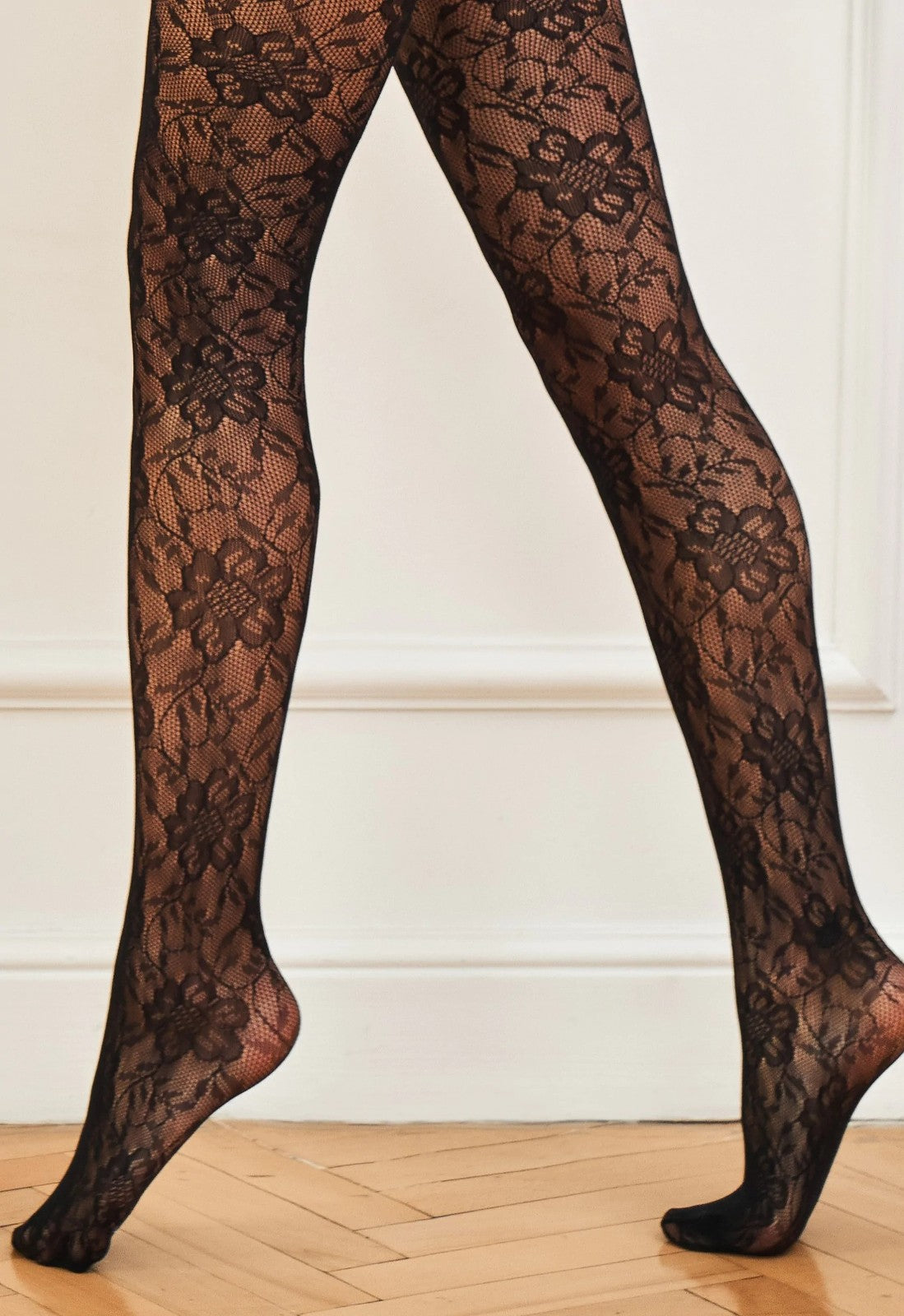 Rosa stile | collant traforati a fantasia floreale (punta