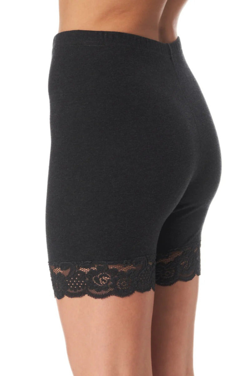 Shorts donna termici in cotone felpato con dettaglio pizzo