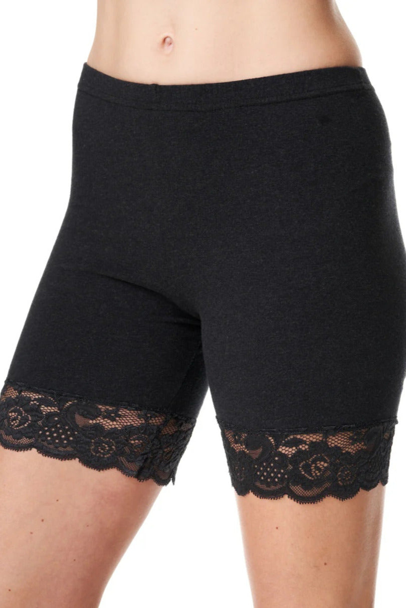 Shorts donna termici in cotone felpato con dettaglio pizzo
