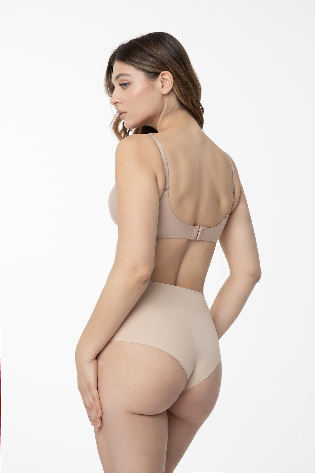 Slip brasiliano da donna vita alta con effetto modellante