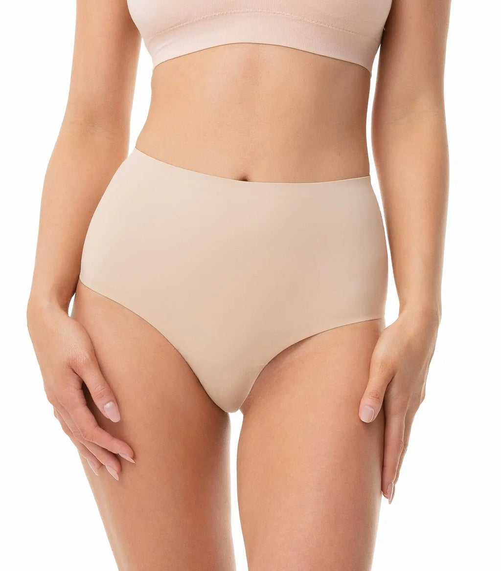 Slip brasiliano da donna vita alta con effetto modellante