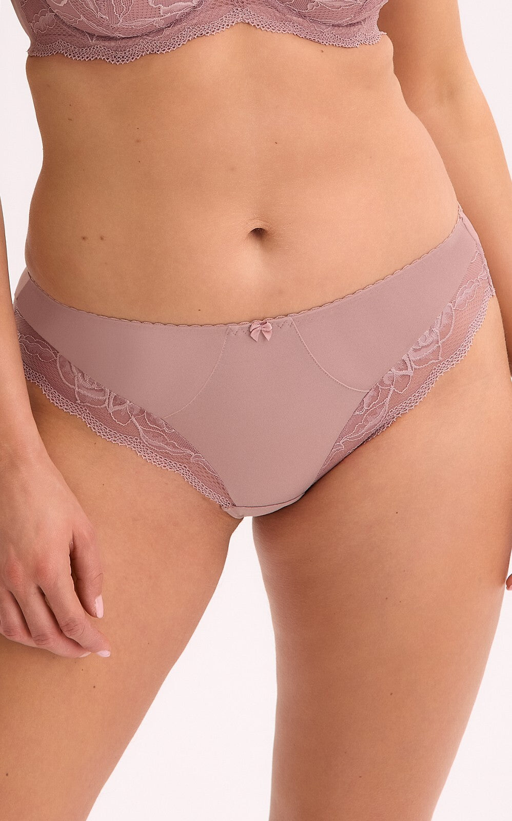Slip da donna in pizzo veronika cappuccino