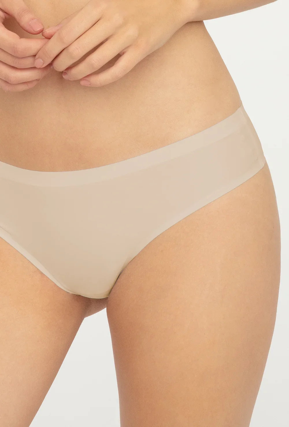 Slip donna brasiliano in microfibra senza cuciture ultra
