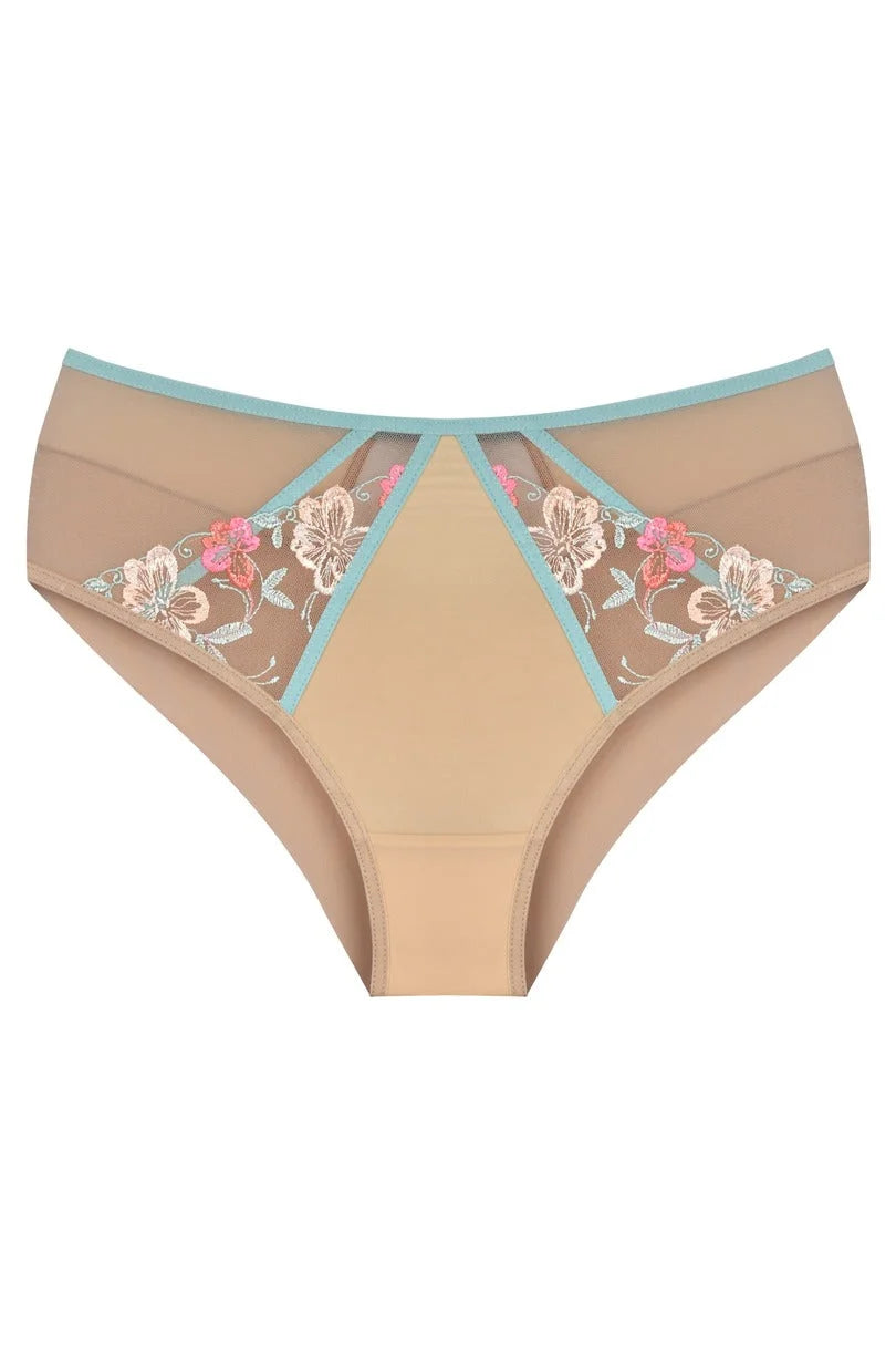 Slip nude con pizzo – eleganza invisibile e fascino