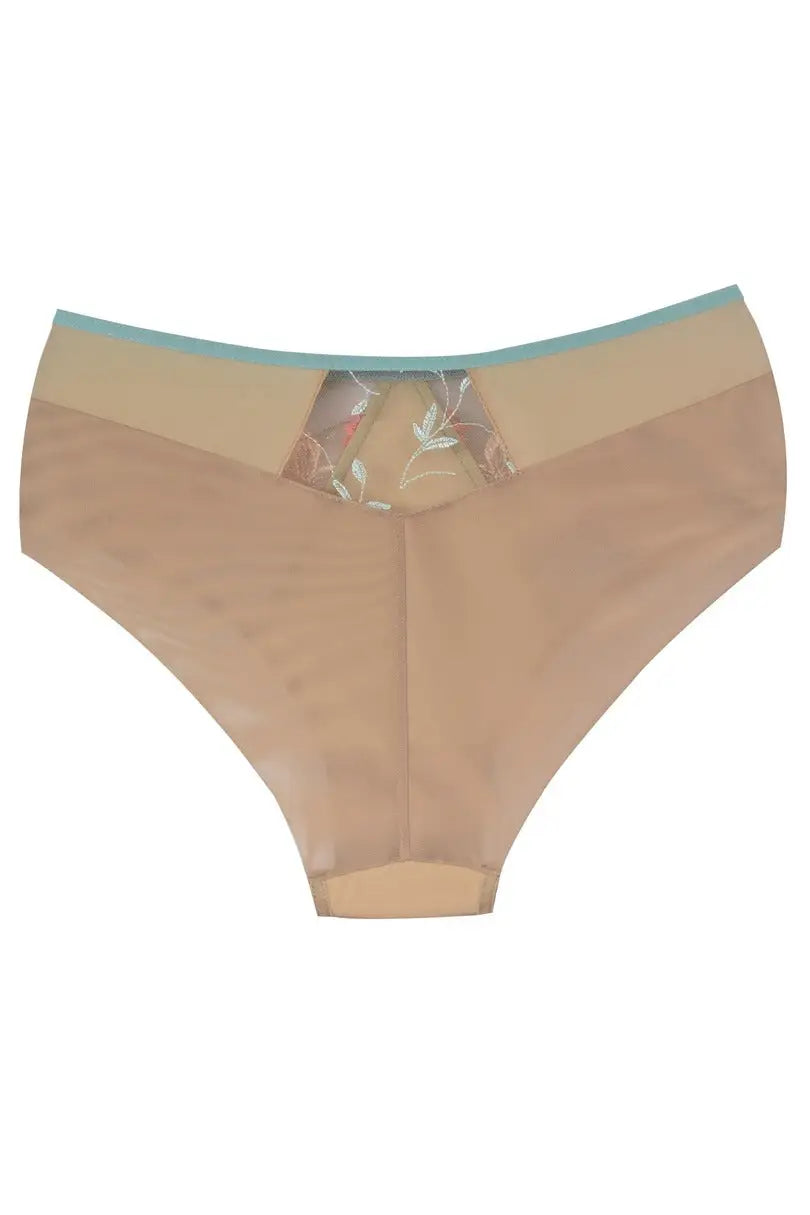 Slip nude con pizzo – eleganza invisibile e fascino
