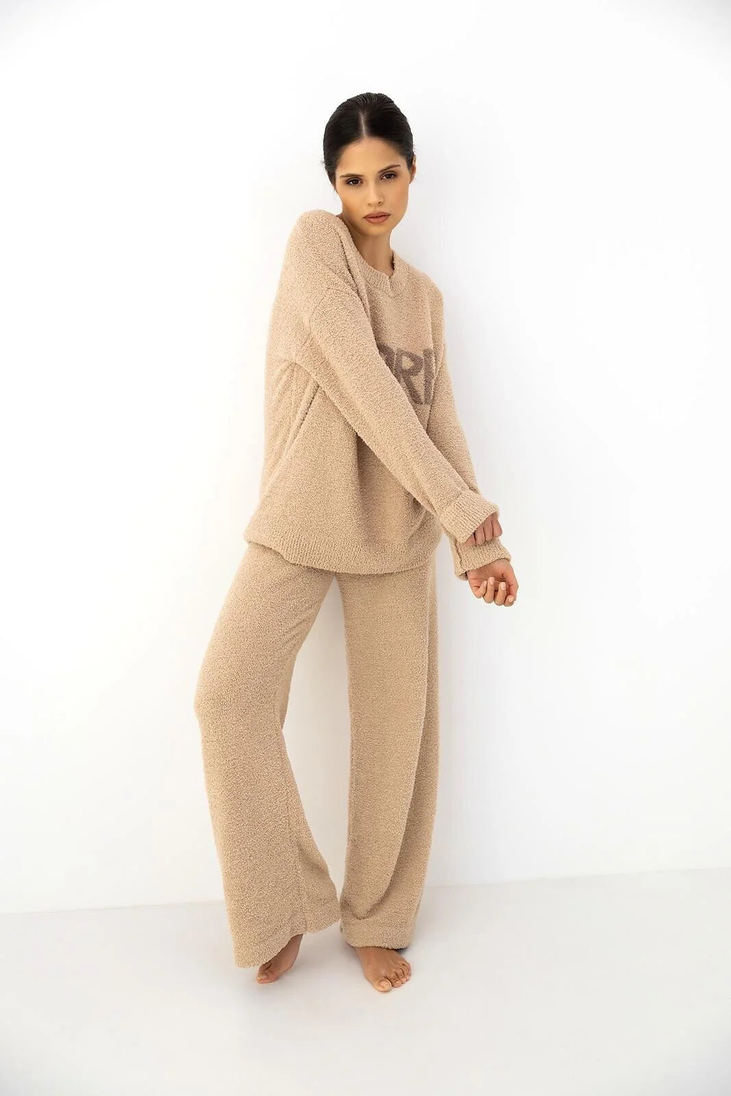 Zerina - tuta homewear da donna in soffice bouclé